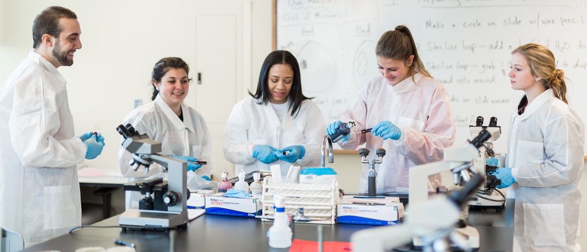 BS in Health Sciences students in lab