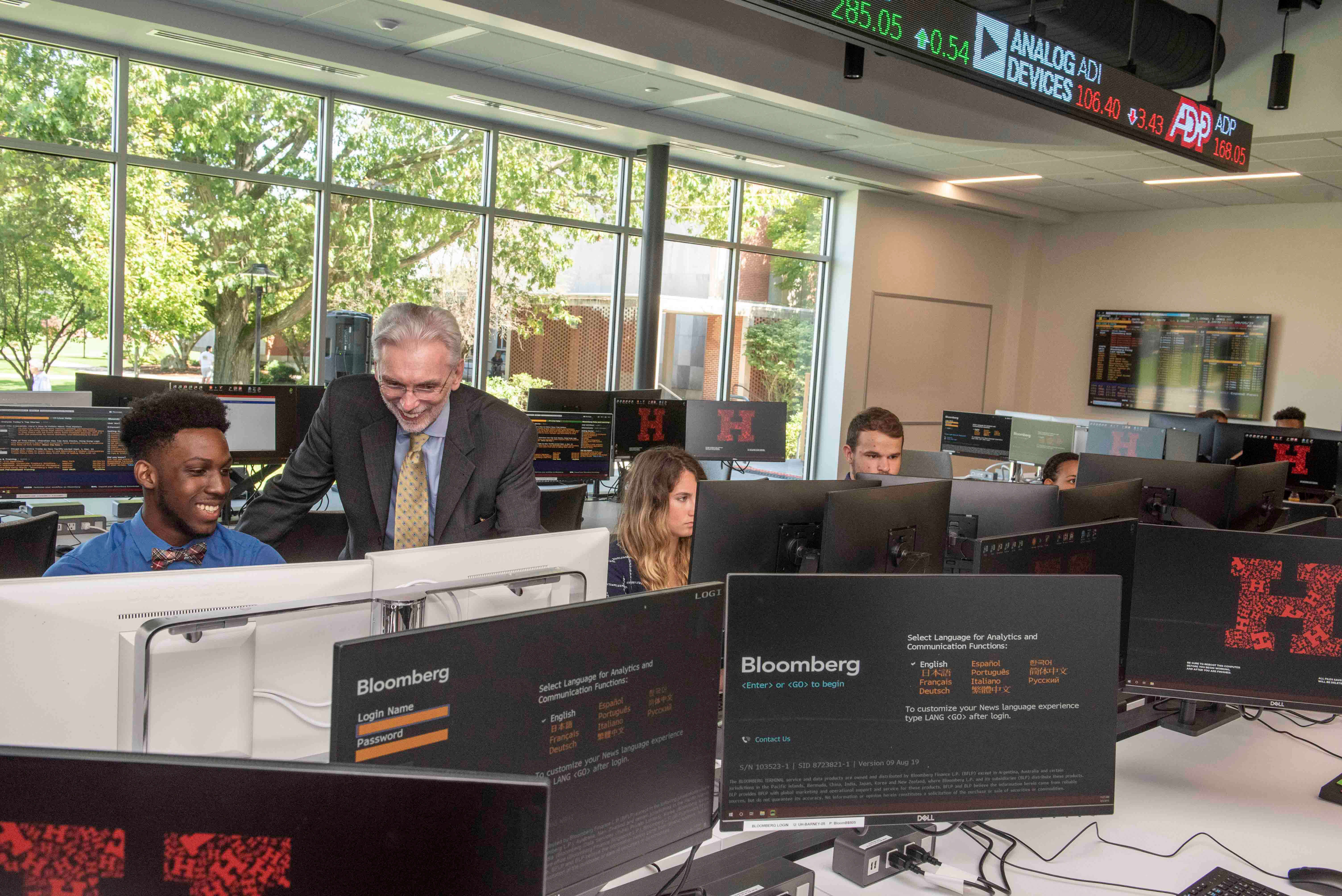 Stephen Mulready, Interim Dean; Instructor Applied Financial Analysis and Investments