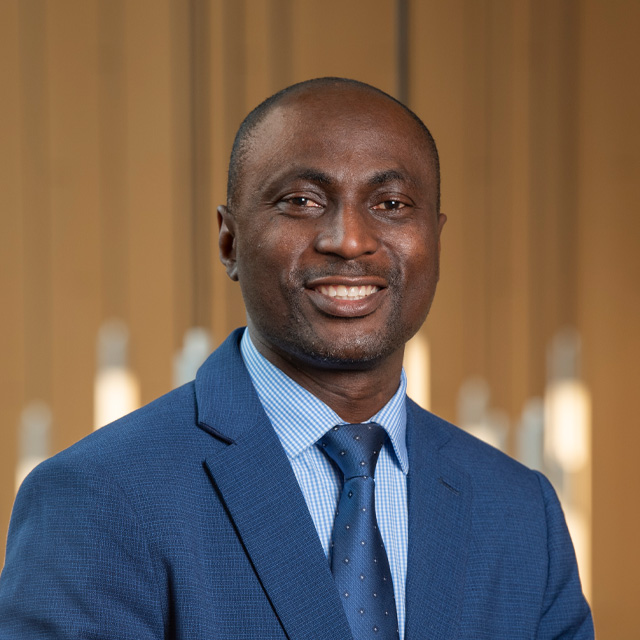 Olusola Agboola headshot