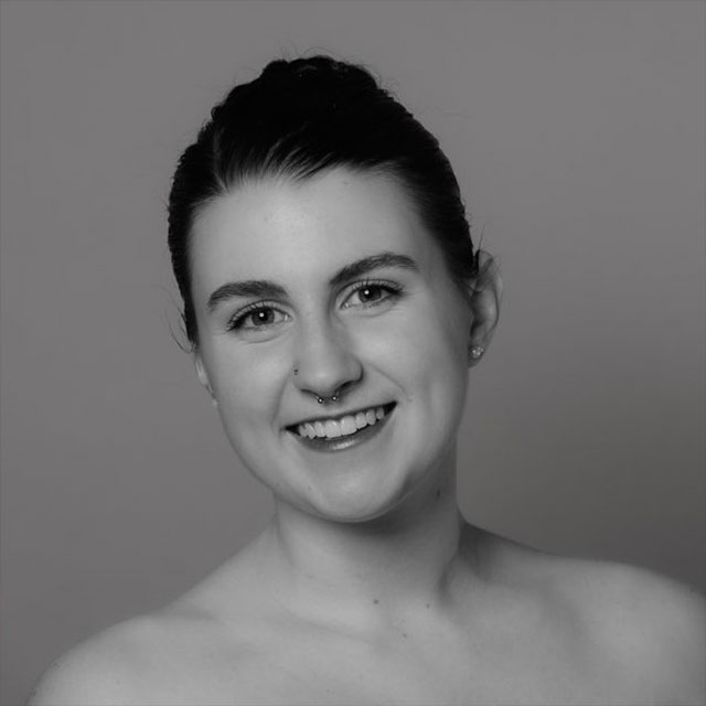 Caroline Schroer  headshot
