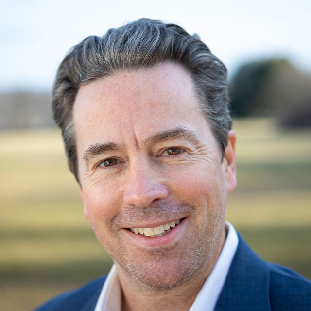 Christopher Fournier headshot