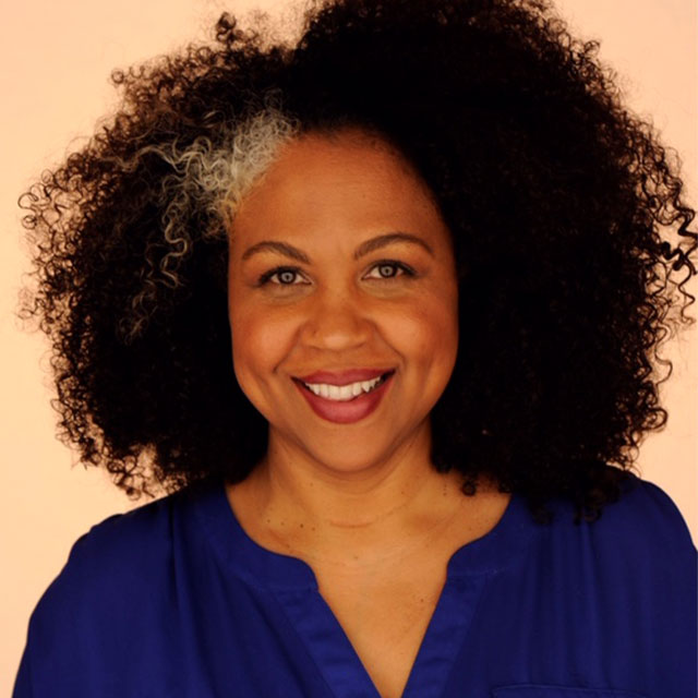 Janelle Robinson headshot