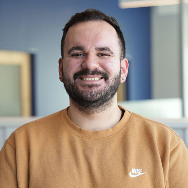 Julian  Rivera headshot