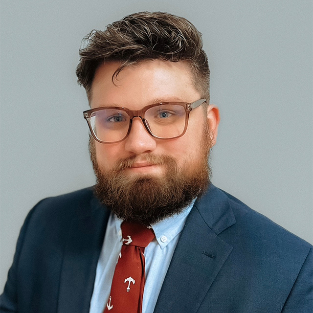 Lee Page headshot