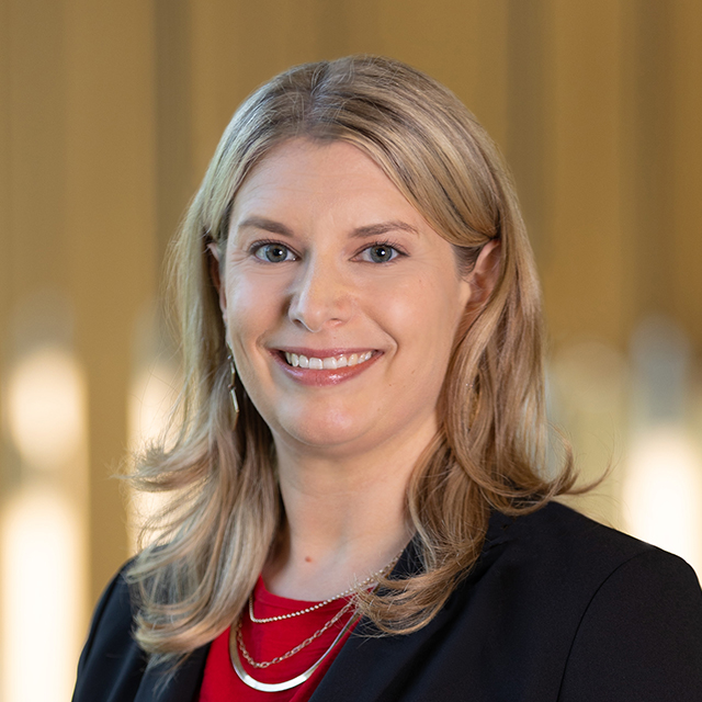 Alicia Post Lindstadt headshot