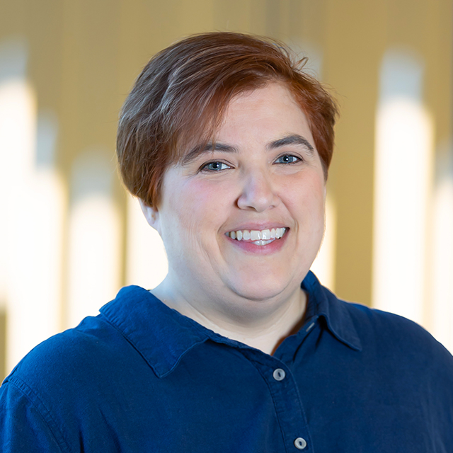 Sarah Ridge headshot