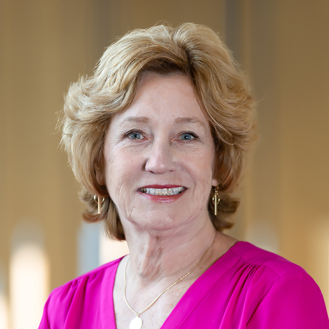 Joyce Thielen headshot
