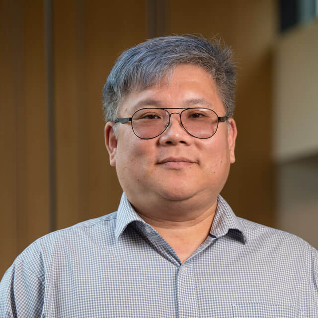 Andrew Jung headshot