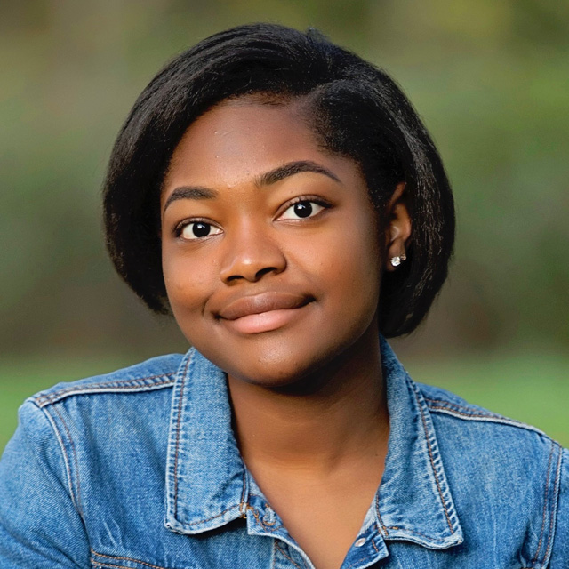 Ebony Kennedy headshot