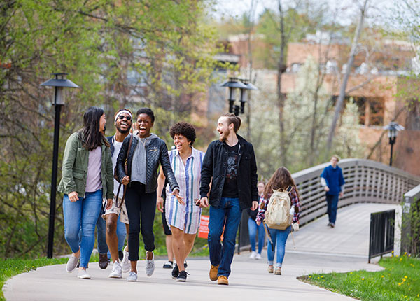 Outdoor Students Alumni Plaza