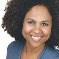 Janelle Robinson headshot