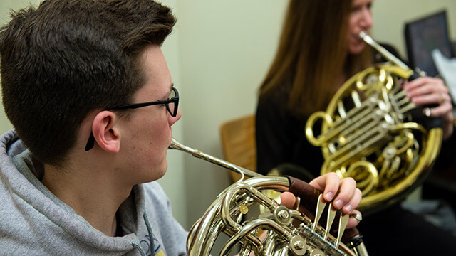 Horn Lesson