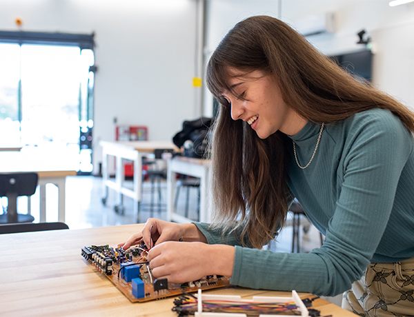 UHart student in Hursey CETA Makerspace