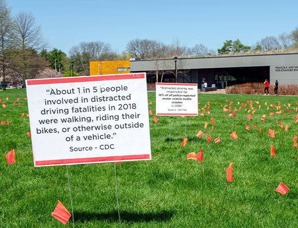 Signs for distracted driving event