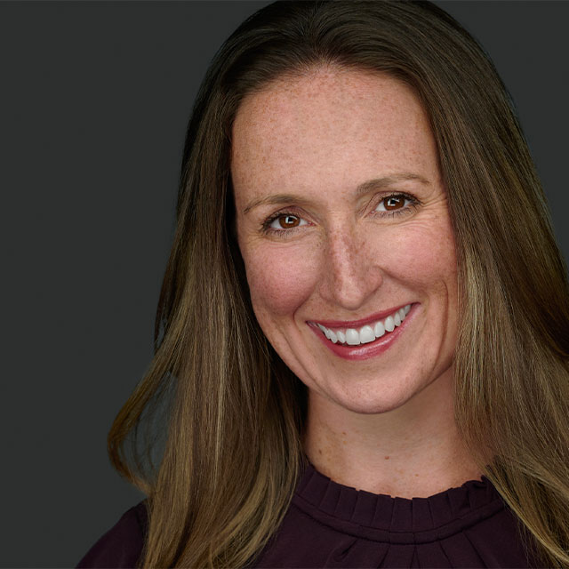 Sarah Miner headshot