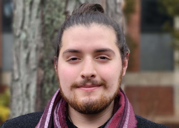 headshot of Alberto